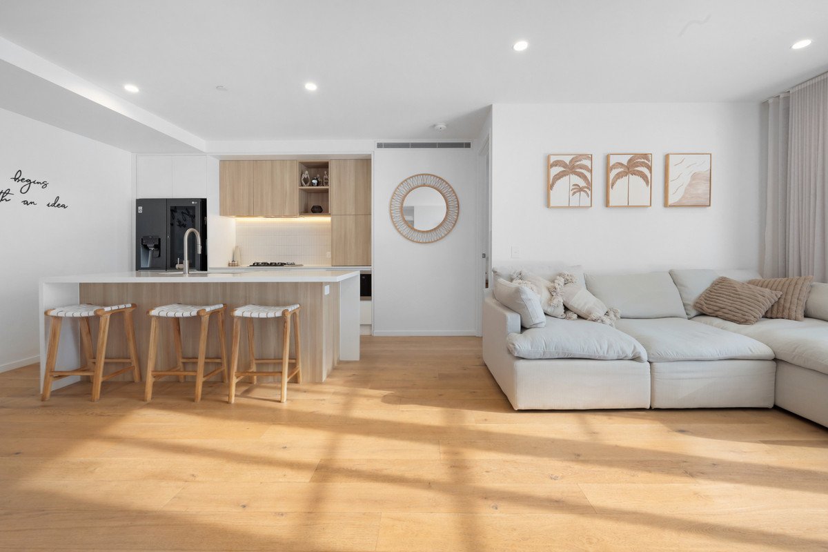 1102/6 Second Avenue Burleigh Heads 9