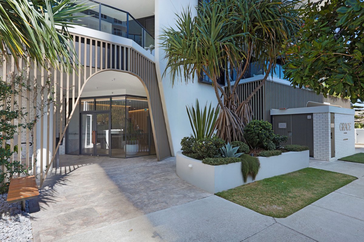1102/6 Second Avenue Burleigh Heads 26