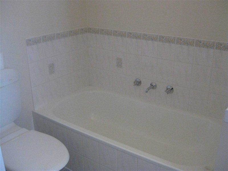 1/103 Osborne Street FLORA HILL 5