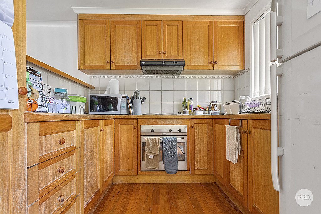 1/103 Osborne Street FLORA HILL 2