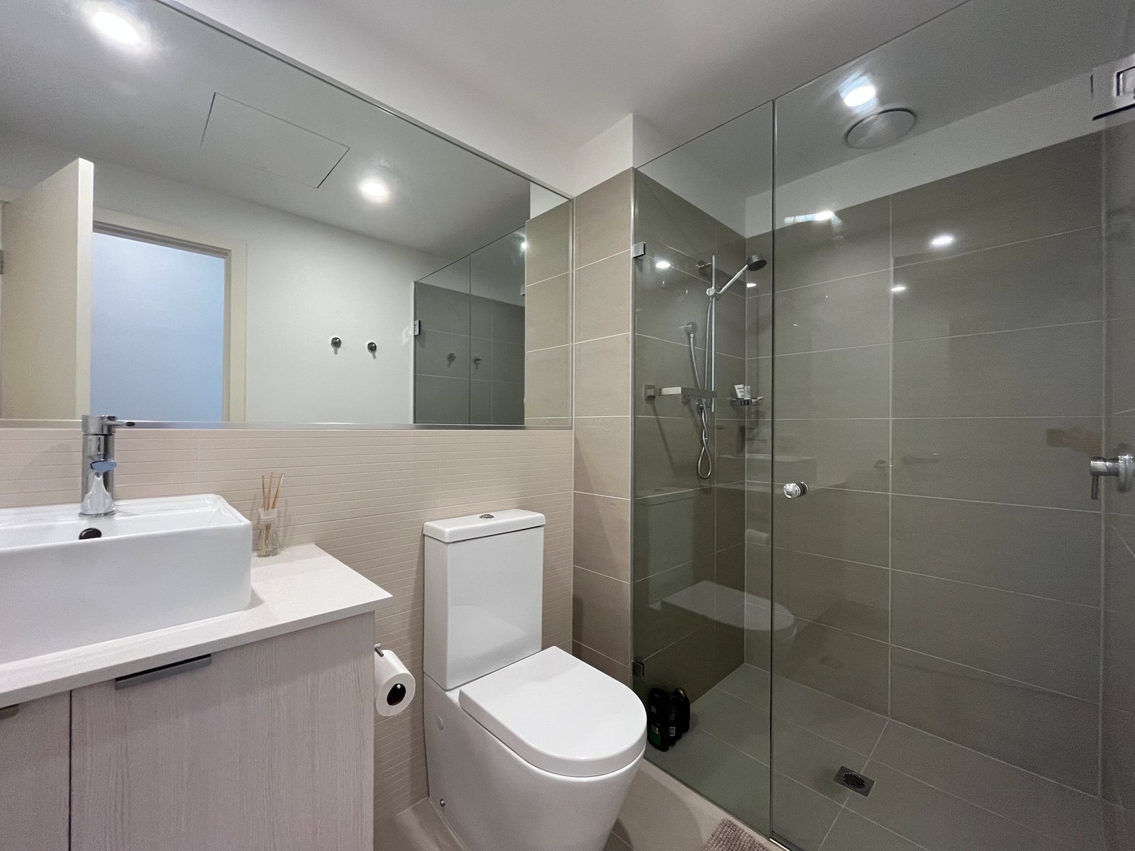 Gallery: 110/303-305 Huntingdale Road