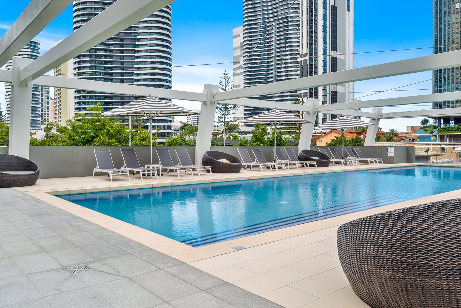 1103/2663 Gold Coast Highway BROADBEACH 3