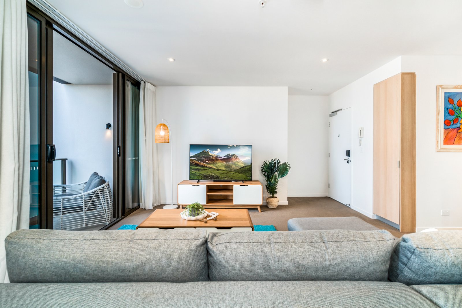 1103/2663 Gold Coast Highway BROADBEACH 4