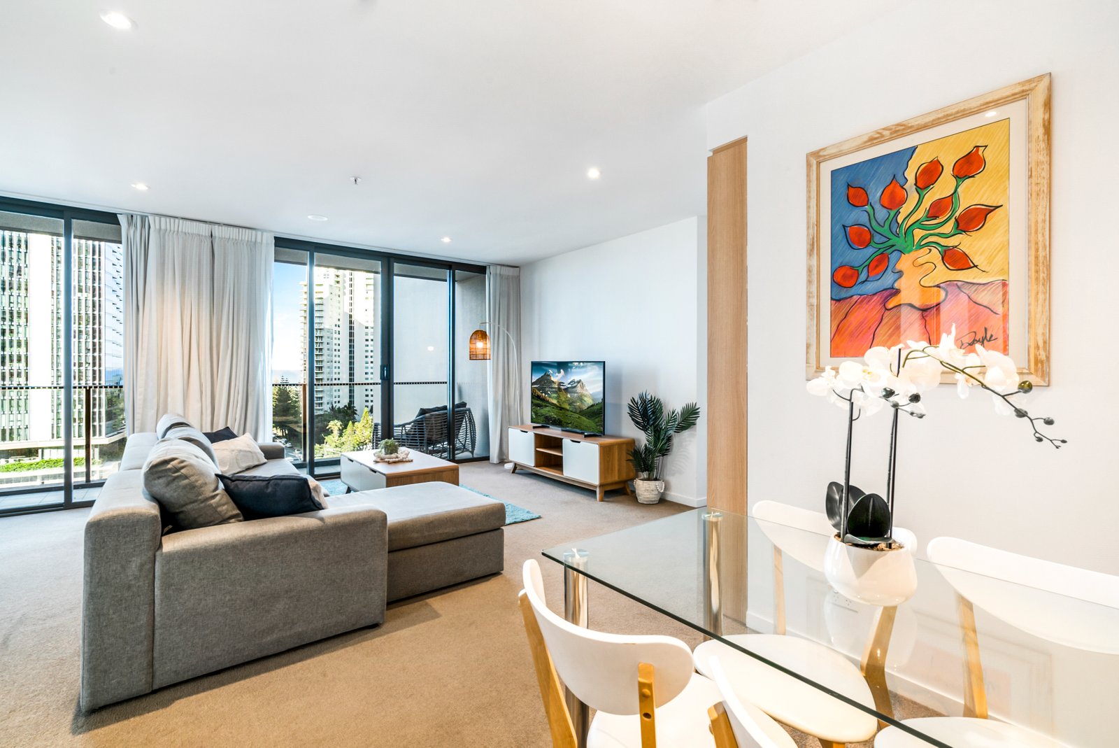 1103/2663 Gold Coast Highway BROADBEACH 5