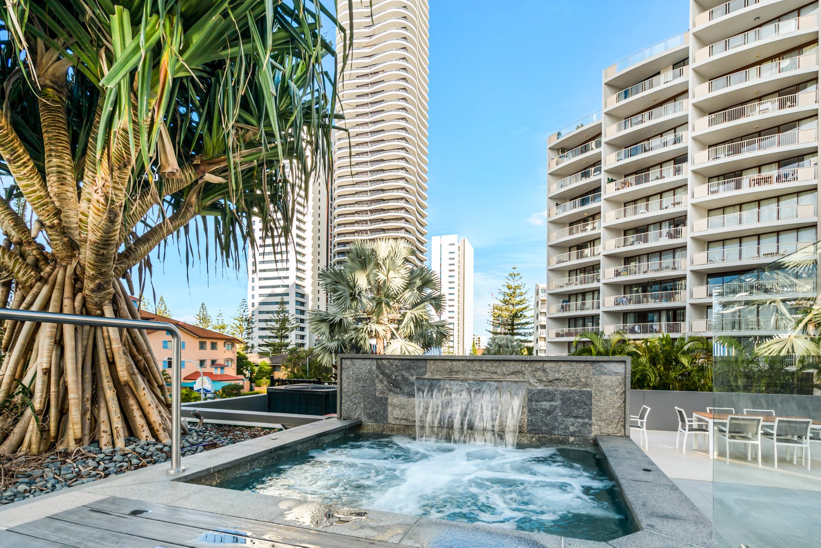 1103/2663 Gold Coast Highway BROADBEACH 13