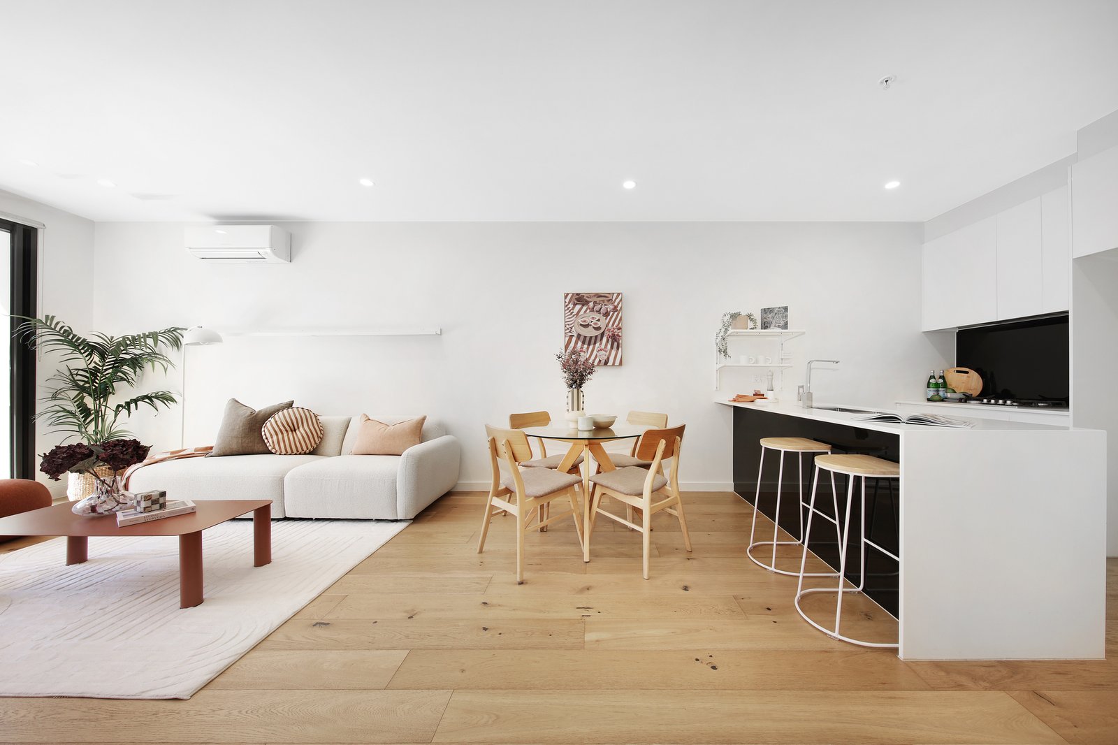 Gallery: 110/39 Mavho Street