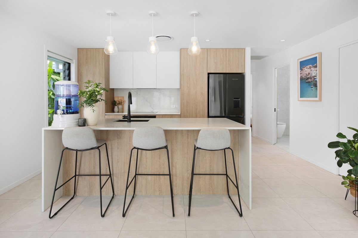 1/104 Christine Avenue Burleigh Waters 6