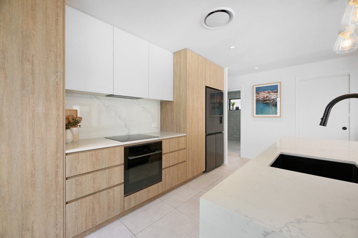 1/104 Christine Avenue Burleigh Waters 7