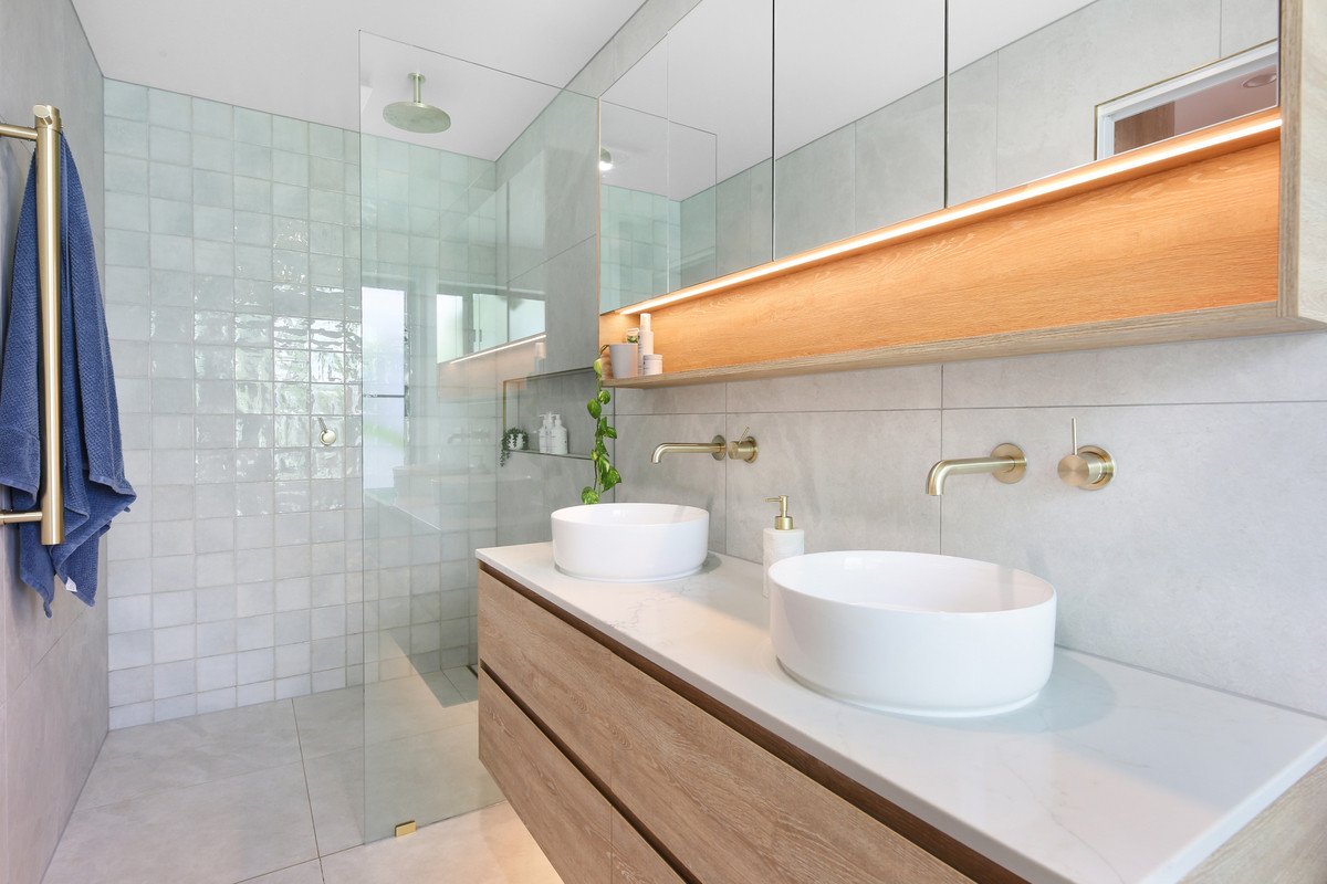 1/104 Christine Avenue Burleigh Waters 12