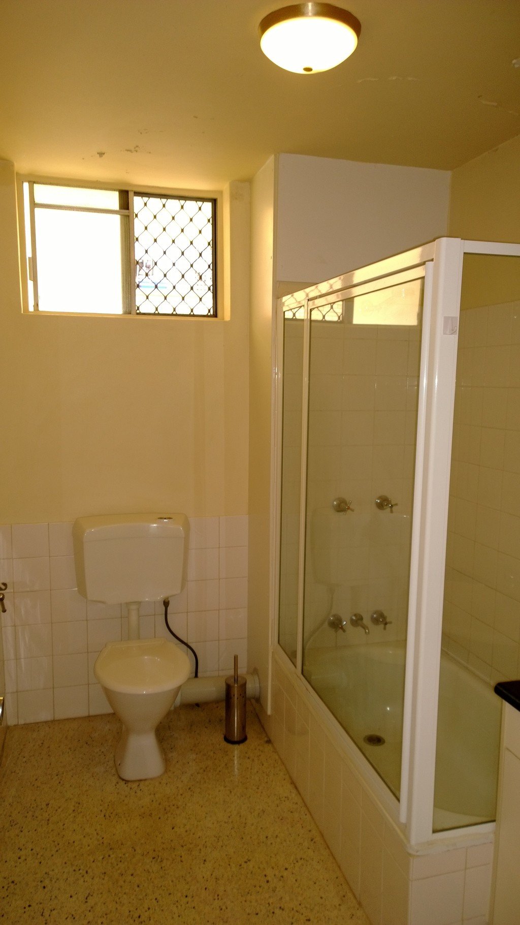 1/104 Stoneleigh Street LUTWYCHE 6