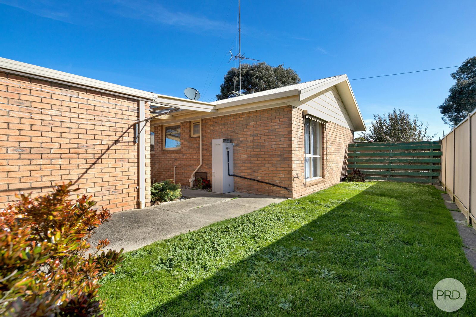 1/104 Vickers Street SEBASTOPOL 9