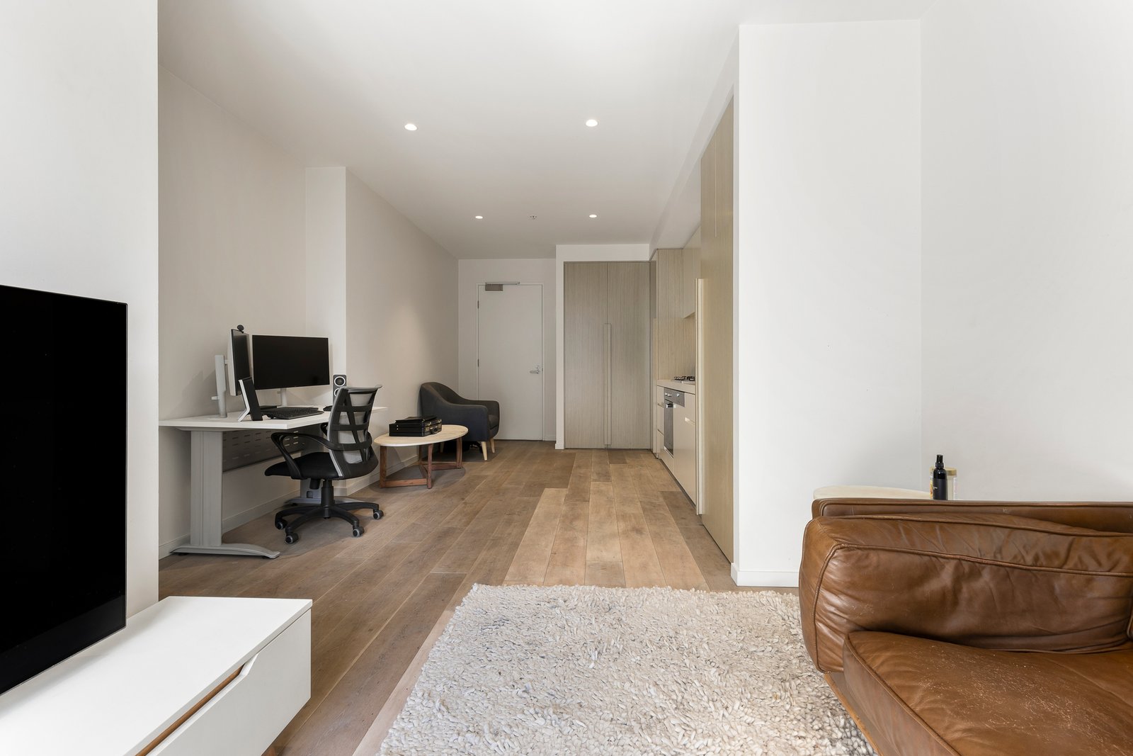 Gallery: 1104/450 St Kilda Road