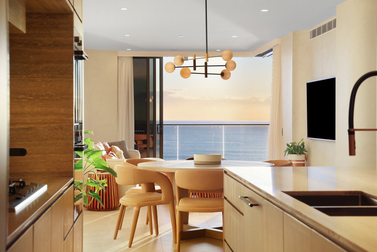 1104/58 THE Esplanade Burleigh Heads 7