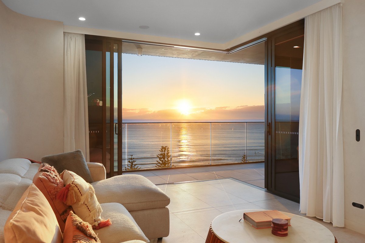 1104/58 THE Esplanade Burleigh Heads 10