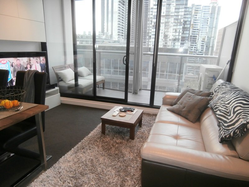 Gallery: 1104/601 Little Collins Street