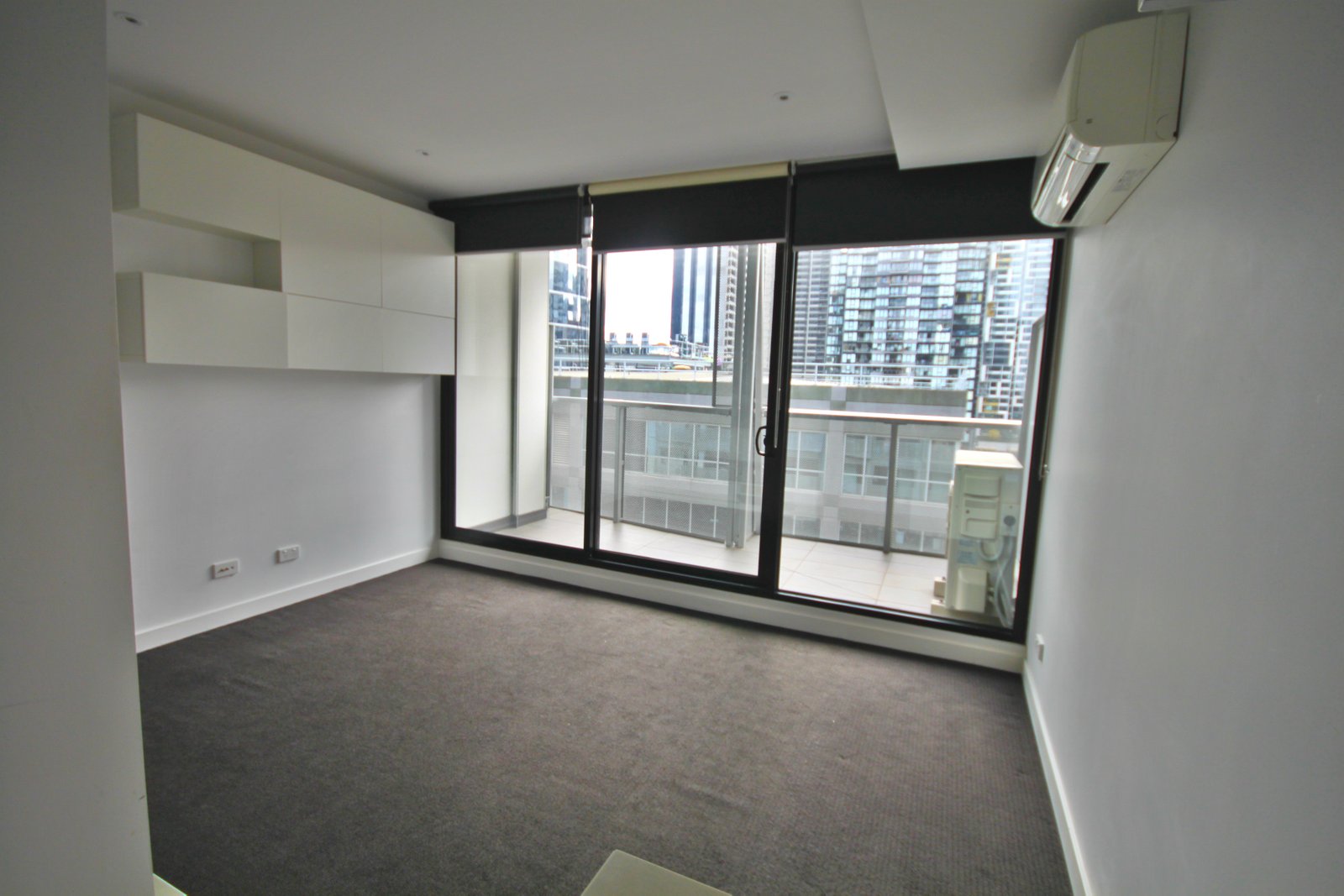 Gallery: 1104/601 Little Collins Street