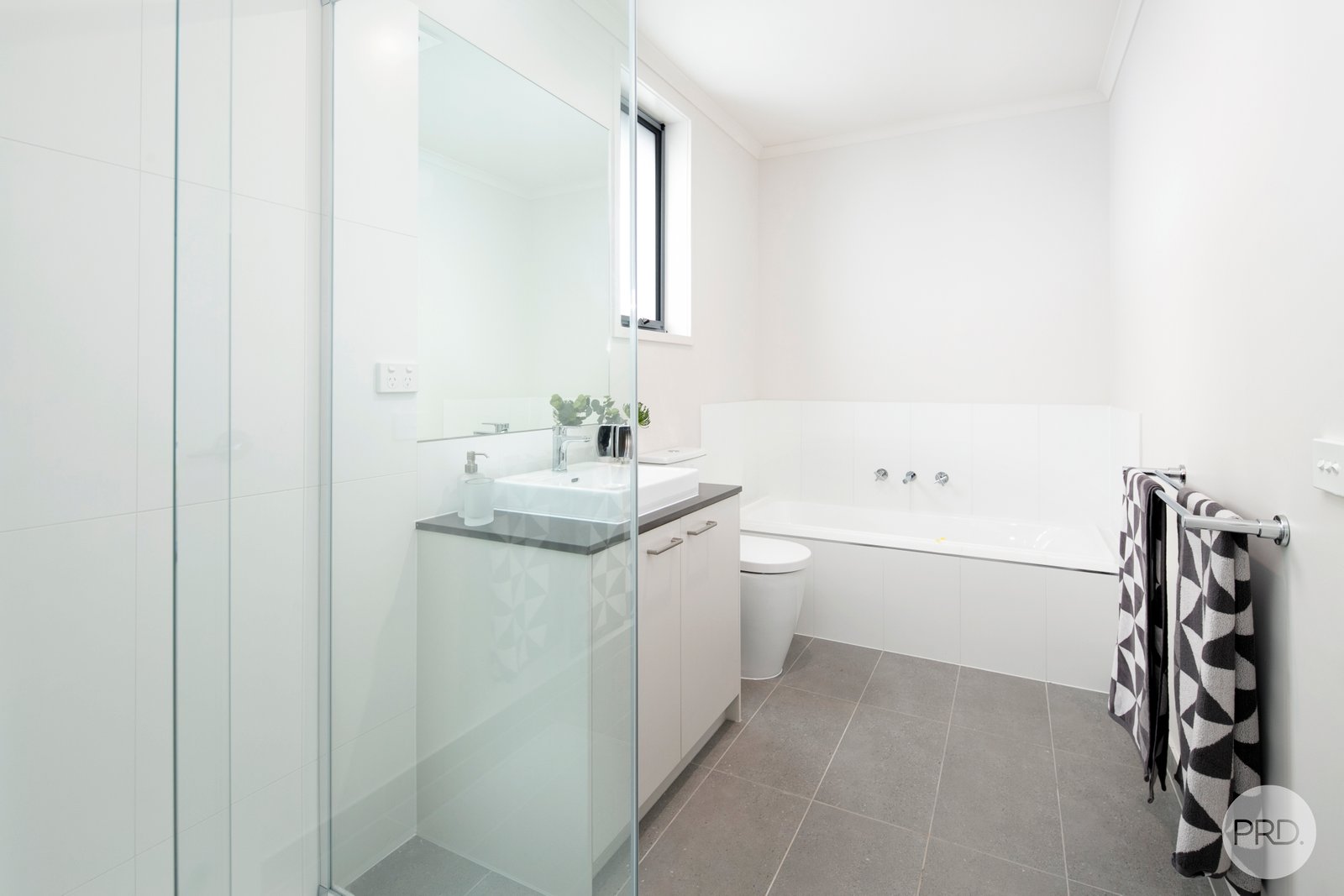 1/105 Forest Street LAKE WENDOUREE 11