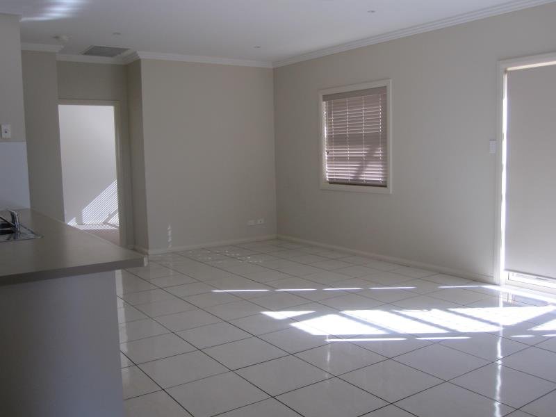1/105 Goonoo Goonoo Road TAMWORTH 3