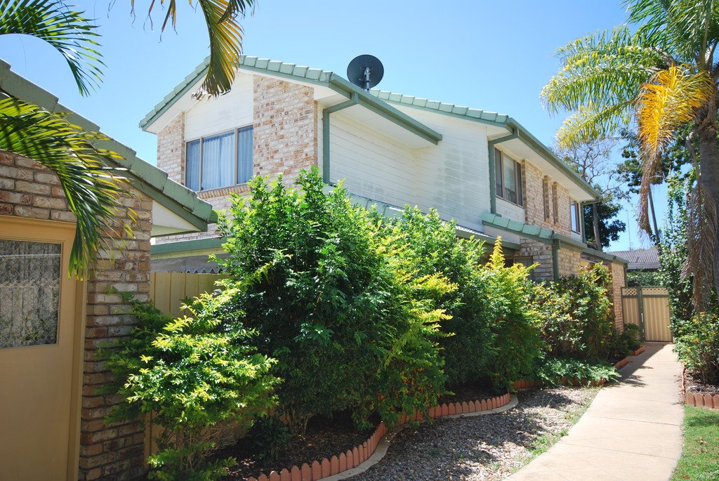 1/105 Nobby Parade MIAMI 11