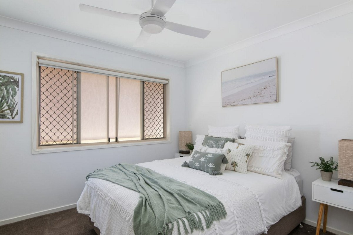 1/105 Nobby Parade MIAMI 9