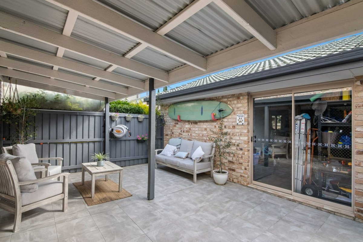 1/105 Nobby Parade MIAMI 11