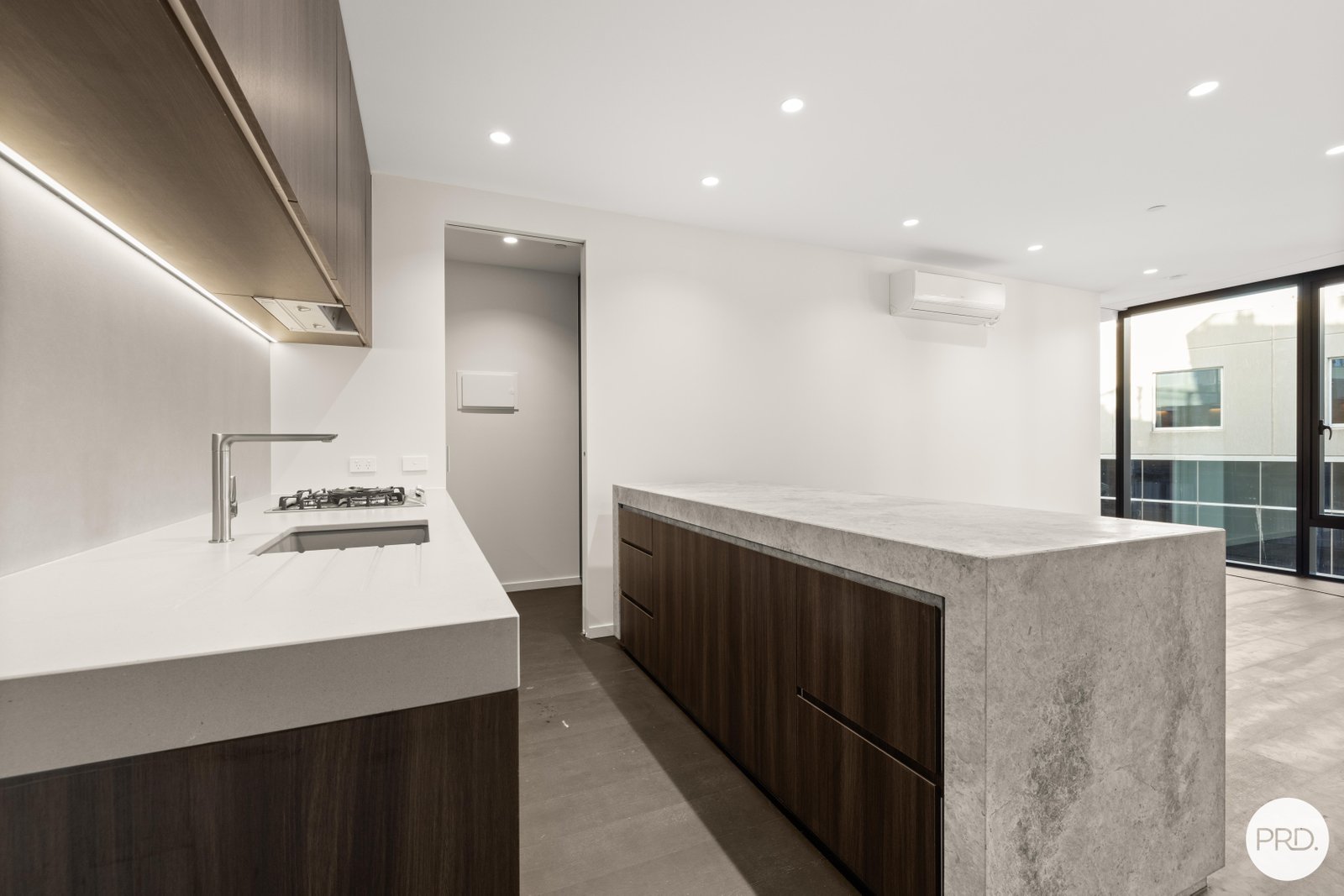 1105/605 St Kilda Road MELBOURNE 2