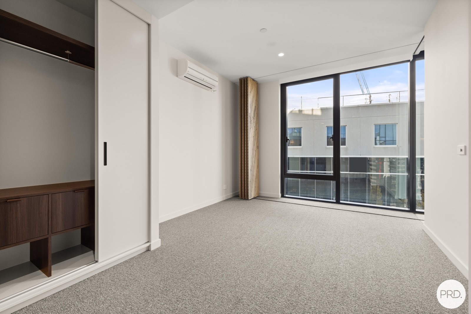 1105/605 St Kilda Road MELBOURNE 7