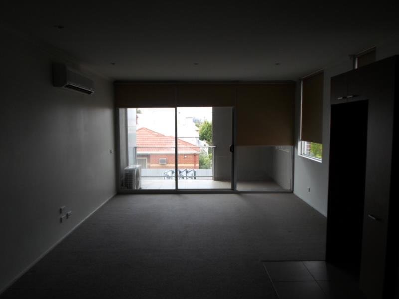 Gallery: 110/58 Ballarat Street