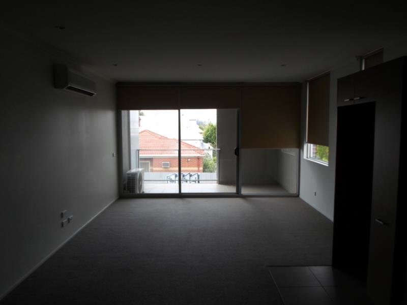 Gallery: 110/58 Ballarat Street