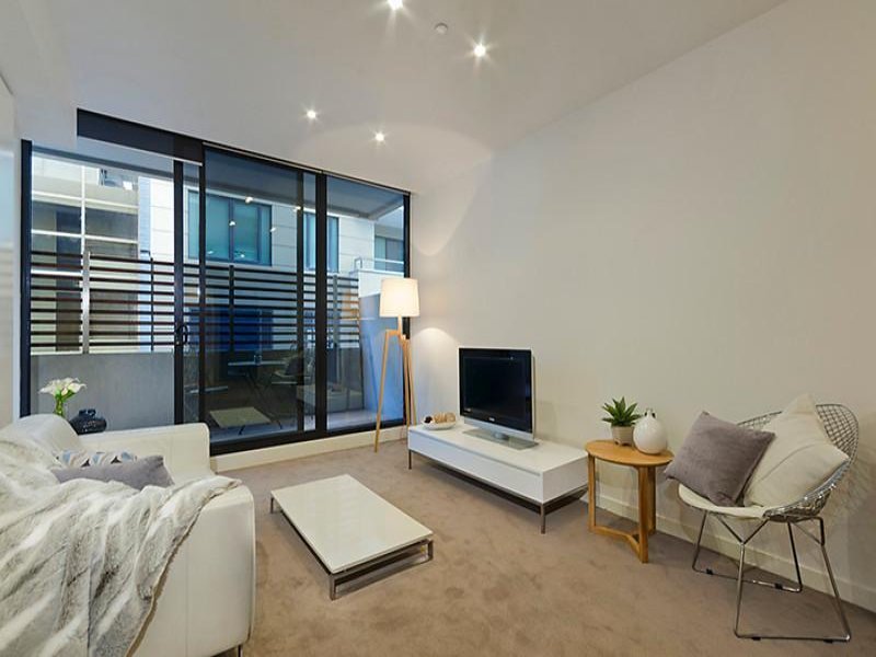 Gallery: 110/6-8 Eastern Beach Road