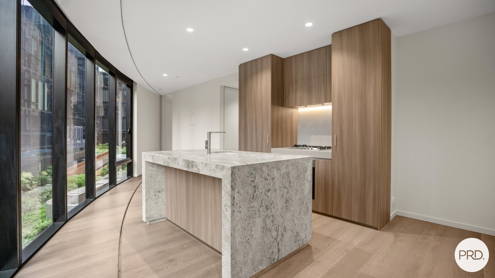 110/605 St Kilda Road MELBOURNE 2