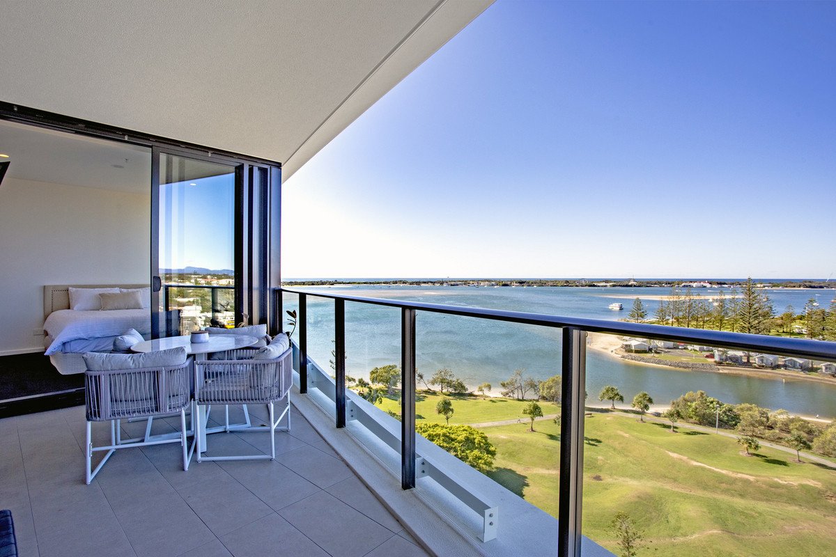 1106/180 Marine Parade Labrador 2