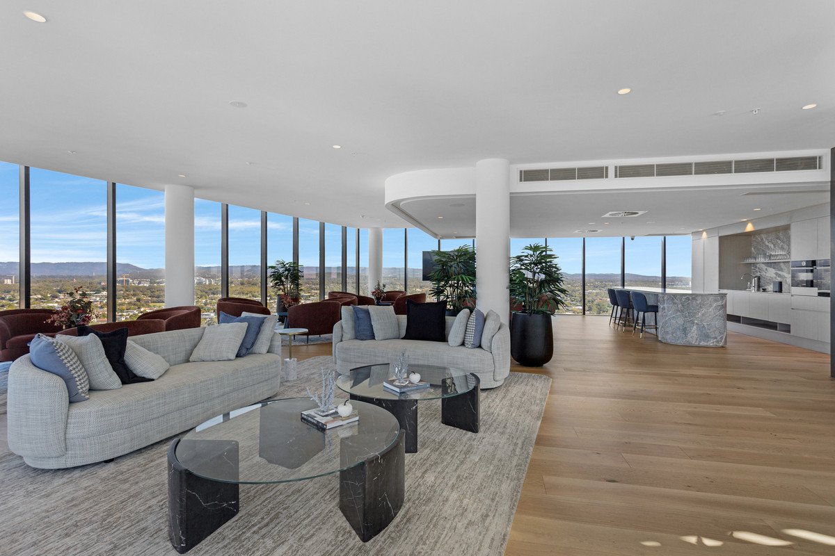 1106/180 Marine Parade Labrador 19