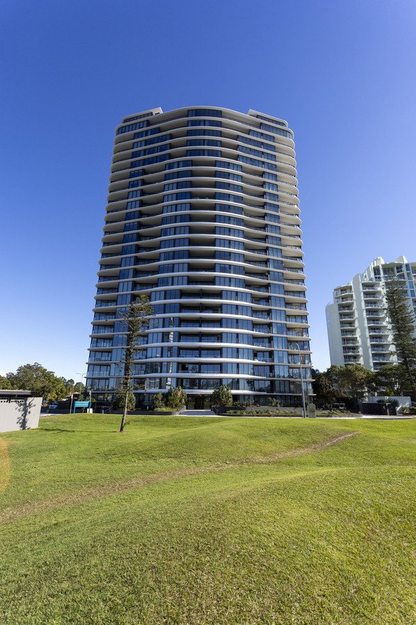 1106/180 Marine Parade Labrador 27