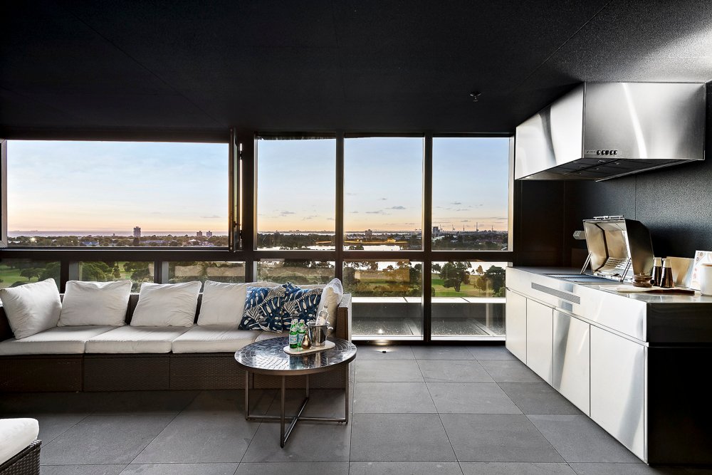 1106/20 Queens Road, MELBOURNE, 3004