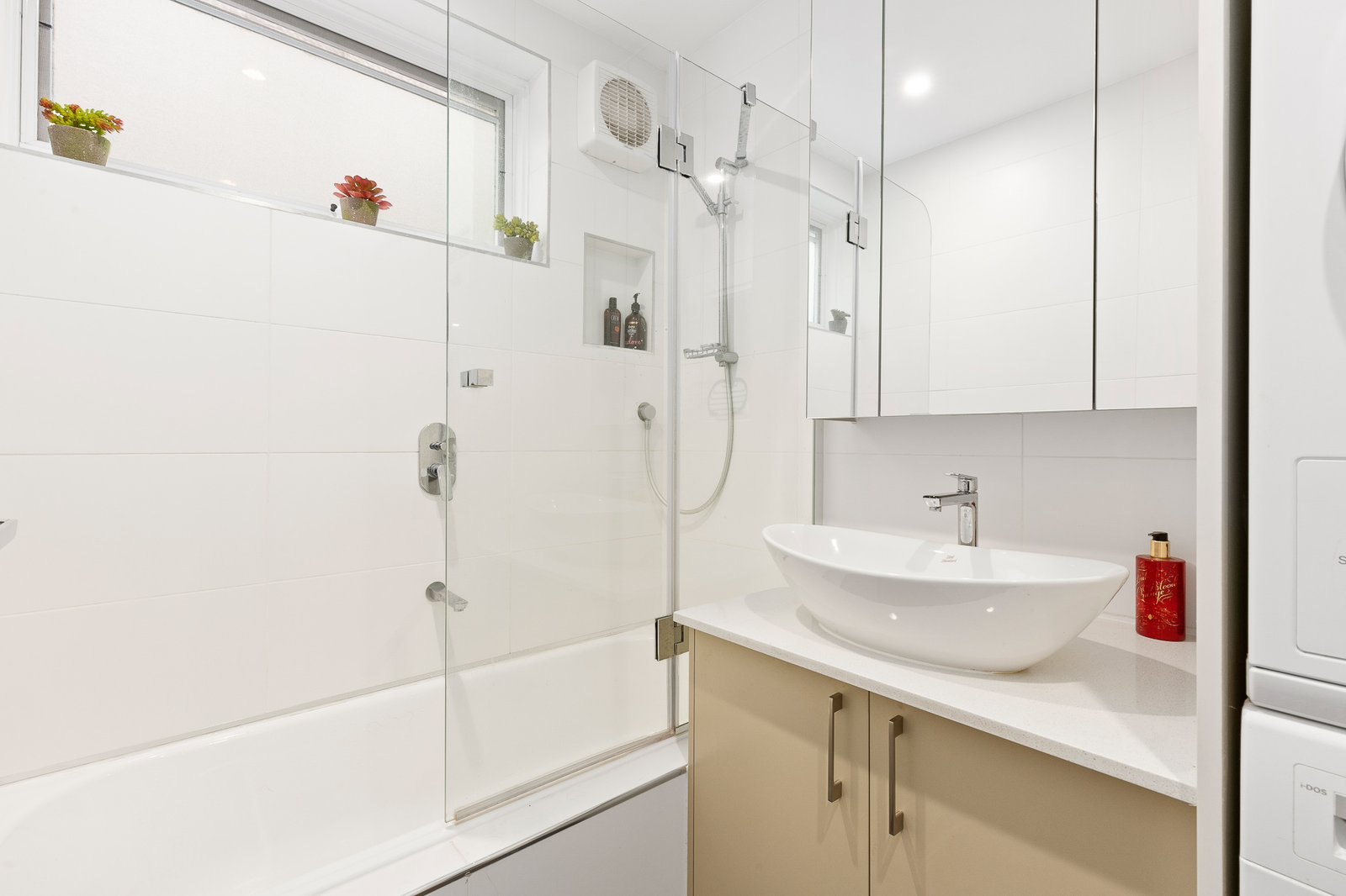 Gallery: 1/107 Grosvenor Street