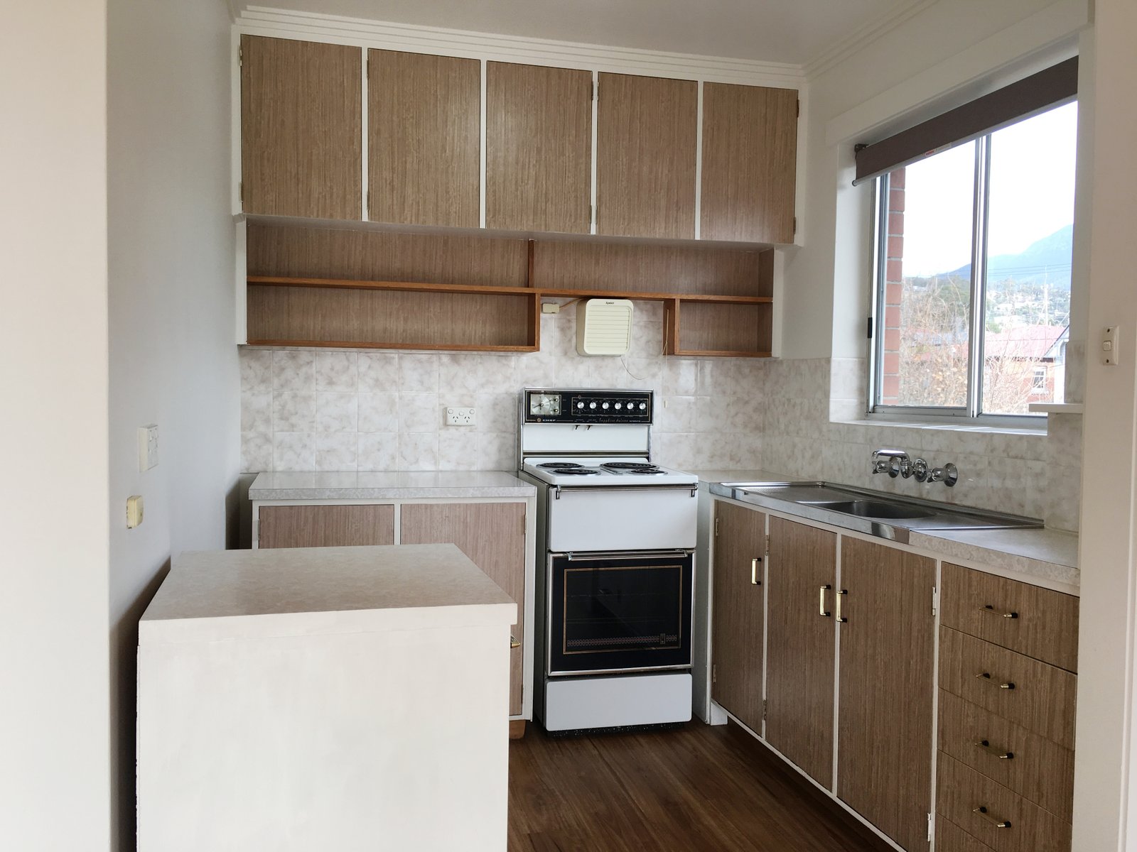 1/107 MONTAGU Street NEW TOWN 4