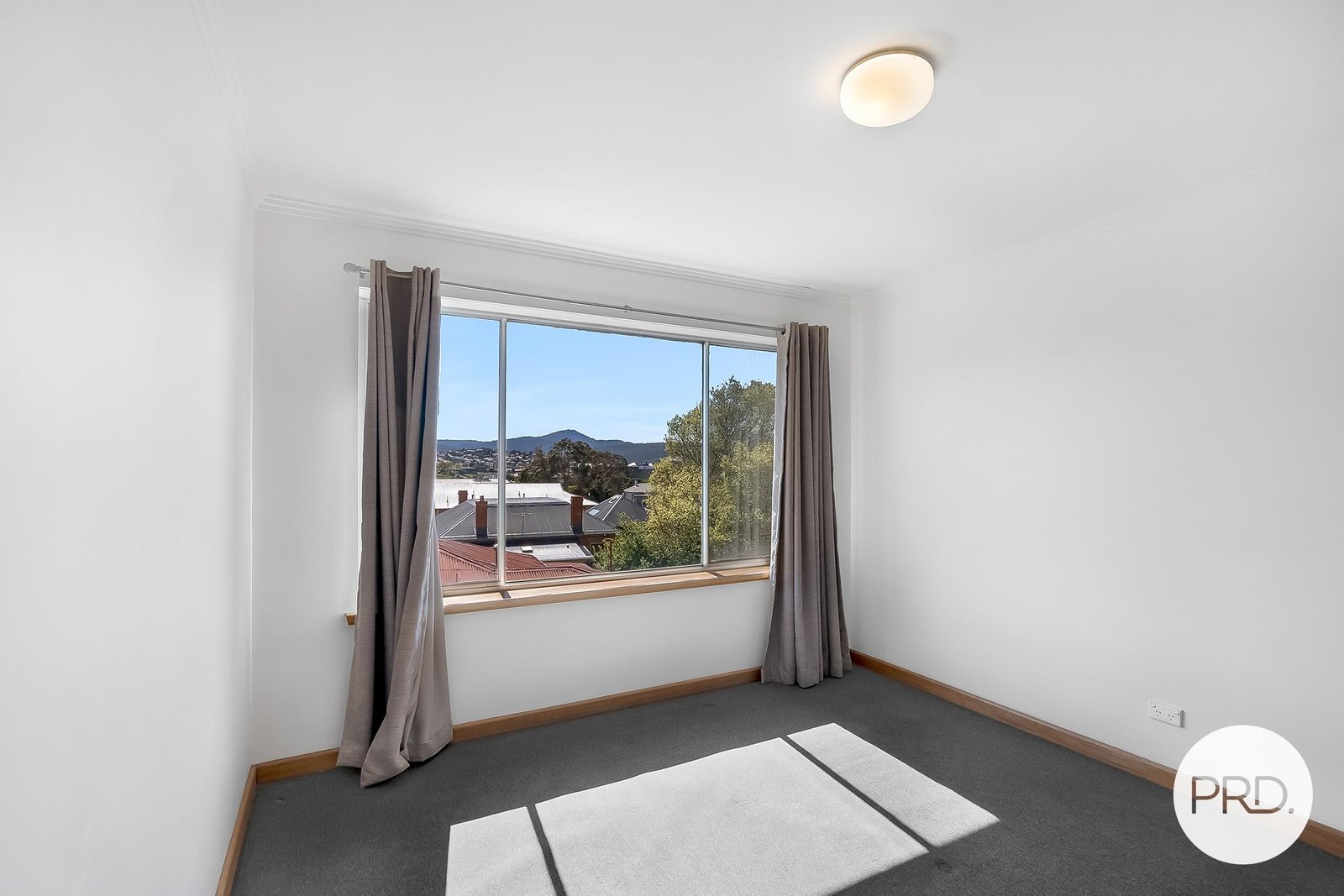 1/107 MONTAGU Street NEW TOWN 5