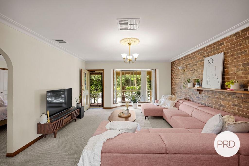 1/1070 Bunton Street NORTH ALBURY 4