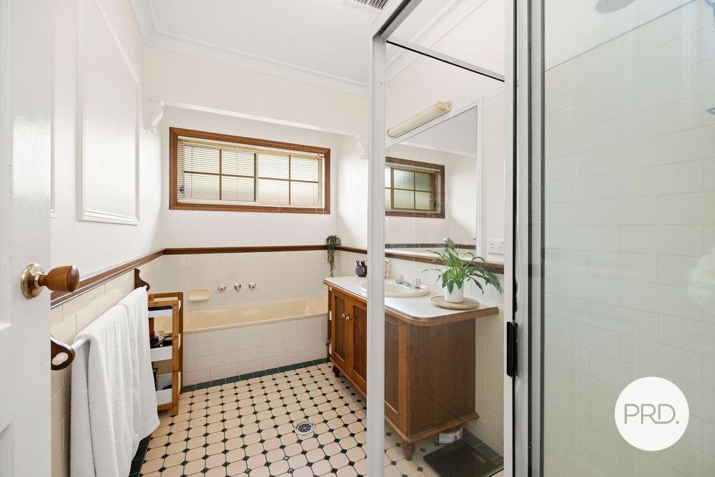 1/1070 Bunton Street NORTH ALBURY 8