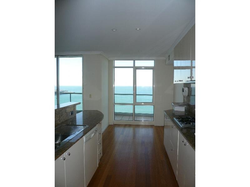 Gallery: 1107/127 Beach Street