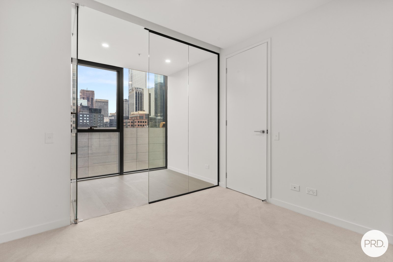 1107/138 Spencer Street MELBOURNE 4