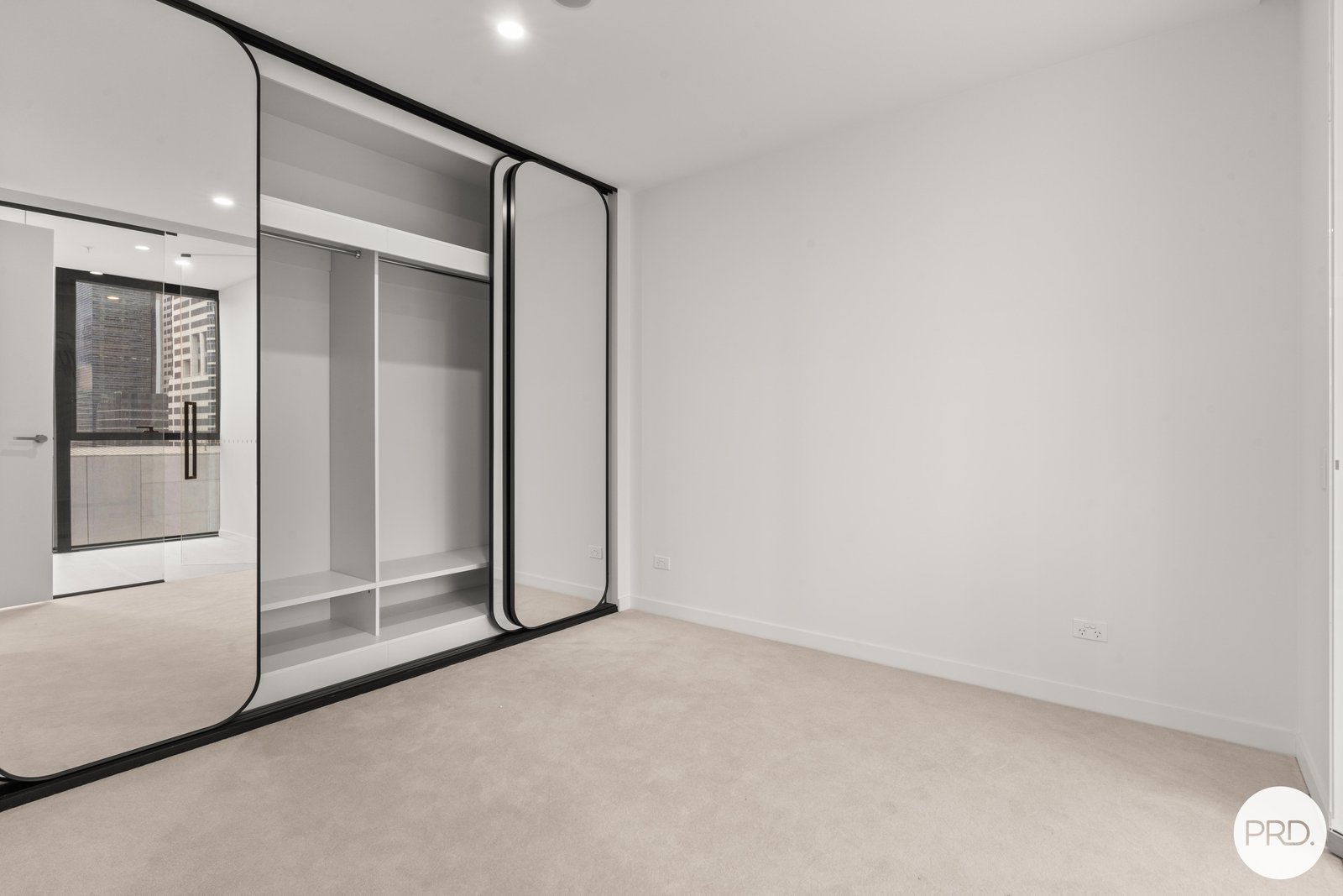 1107/138 Spencer Street MELBOURNE 5