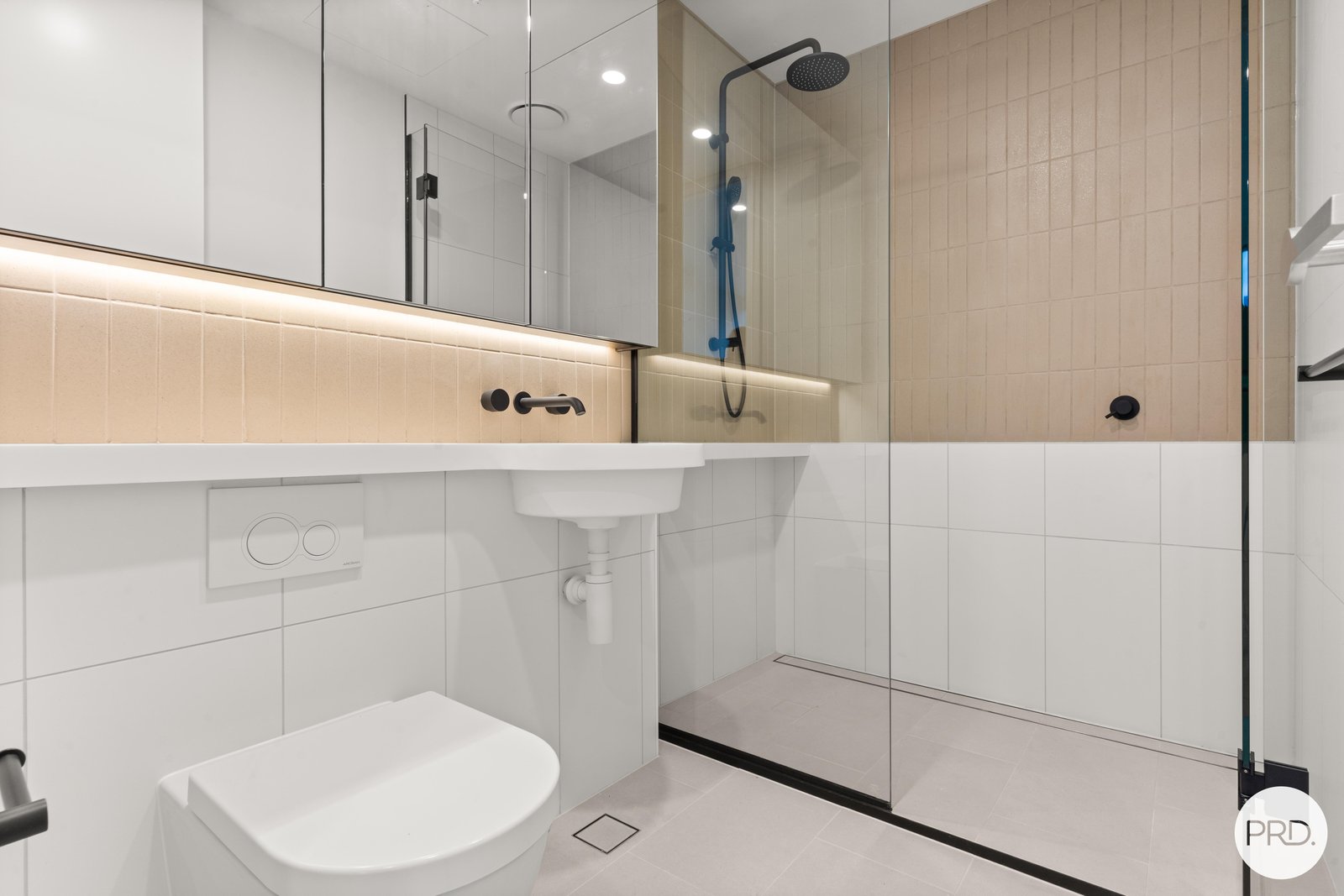 1107/138 Spencer Street MELBOURNE 6