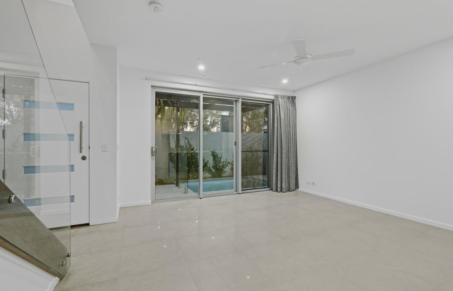 1/108 Cypress Terrace PALM BEACH 4