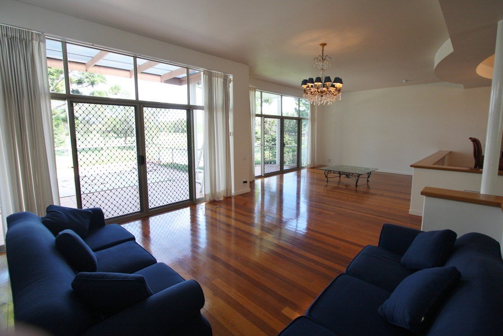 1108 Spring Terraces 'Royal Pines Resort' BENOWA 9