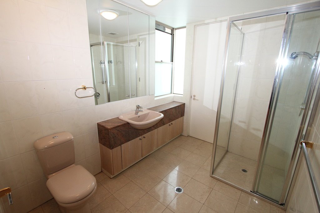 1108 Spring Terraces 'Royal Pines Resort' BENOWA 13