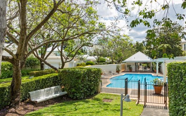 1108 Spring Terraces 'Royal Pines Resort' BENOWA 16