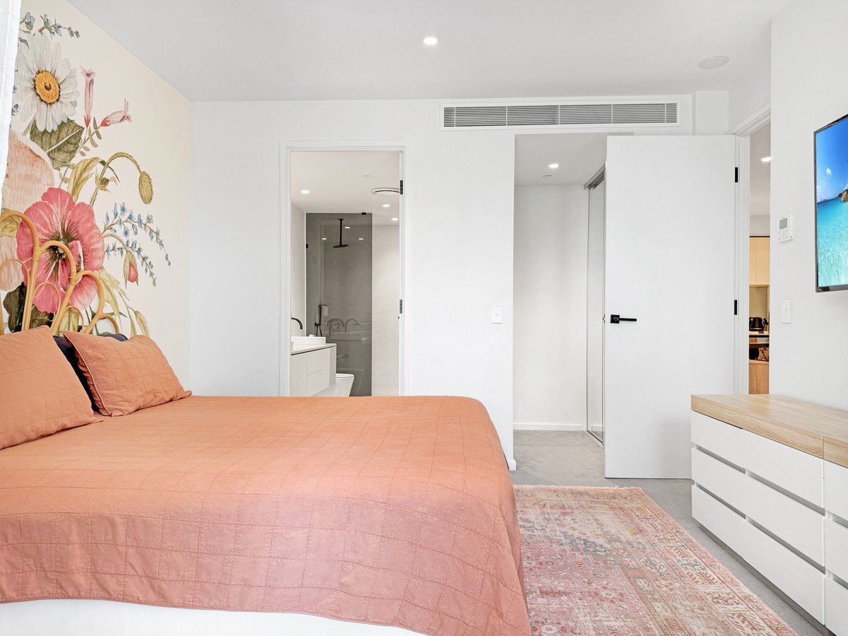 1108/1328 Gold Coast Highway Palm Beach 6