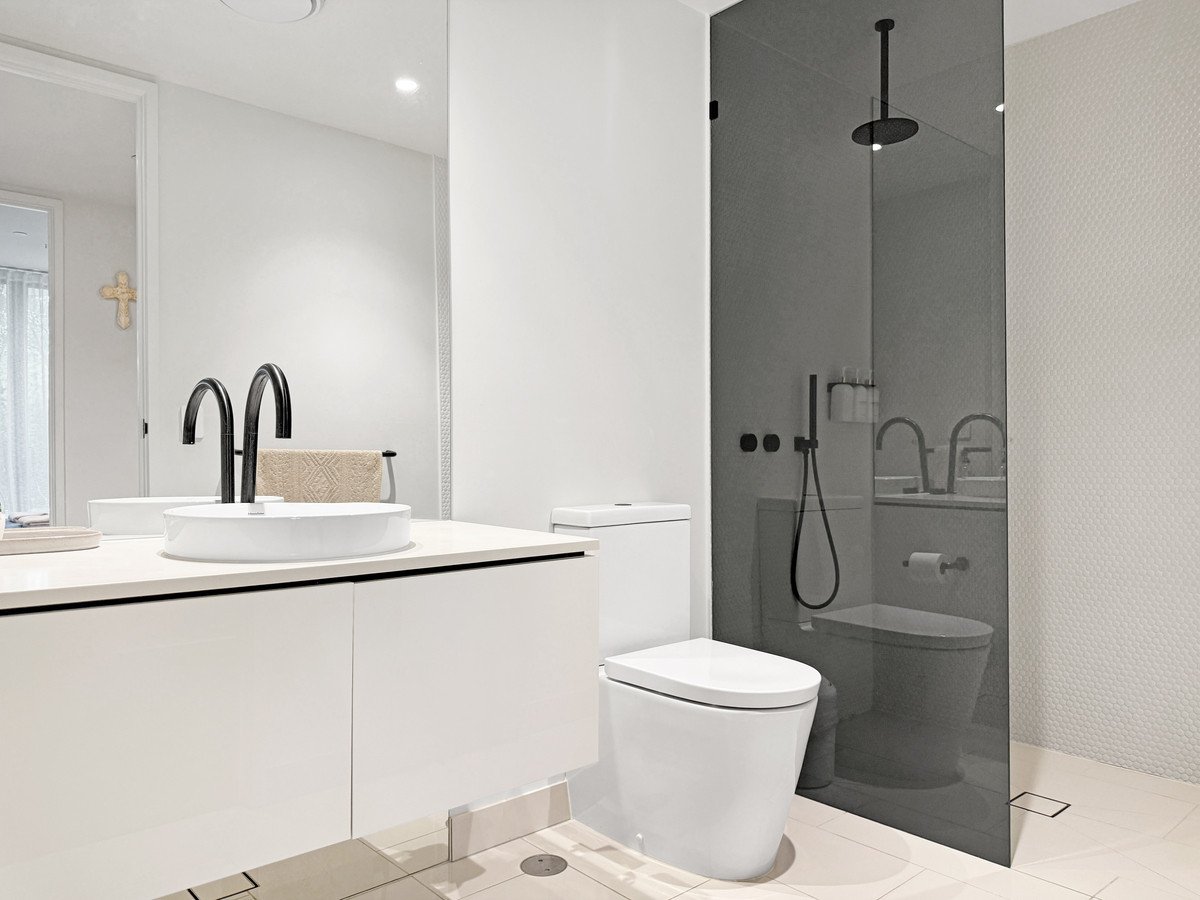 1108/1328 Gold Coast Highway Palm Beach 11